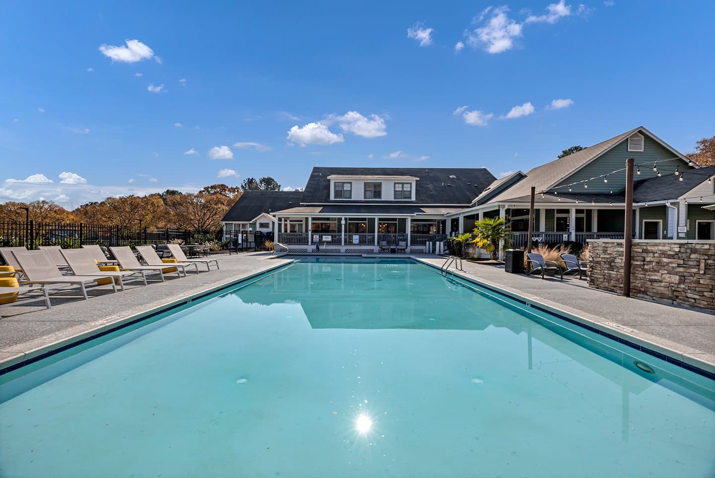 The-Wilde—Amenities—Pool-14