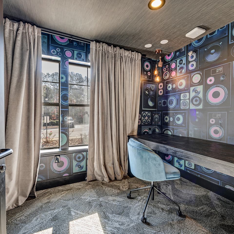 The-Wilde—Amenities—Study-Rooms-15