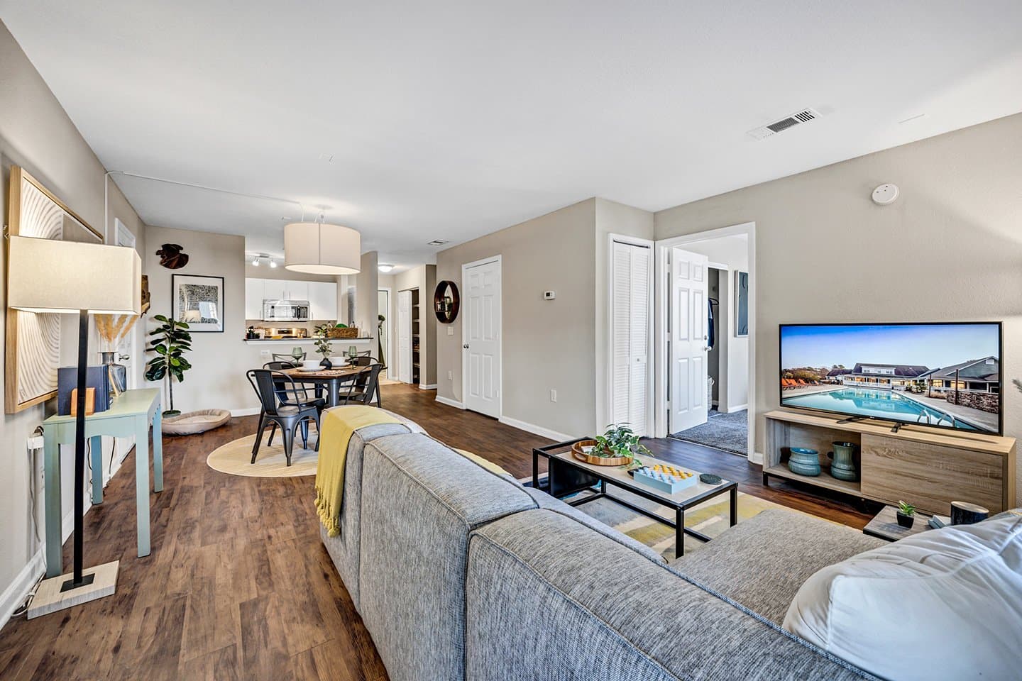 The-Wilde—Model—Living-Room-4